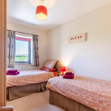 3 Bed In Isel Oc-o32074